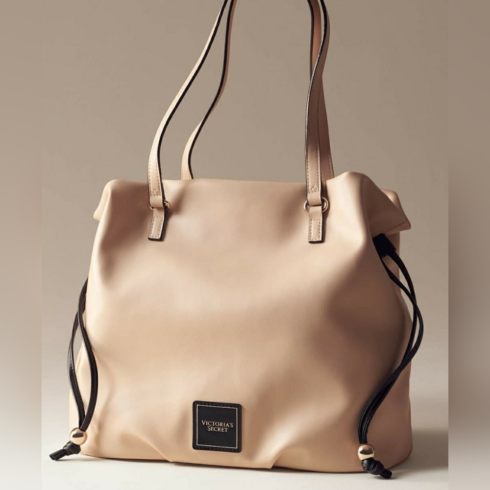 NWT VS TOTE PURSE BAG SHOULDER BEIGE GOLD HANDBAG Victoria Victorias